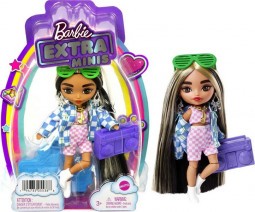 Barbie Extravagáns Mini Baba Zöld Szemüveges