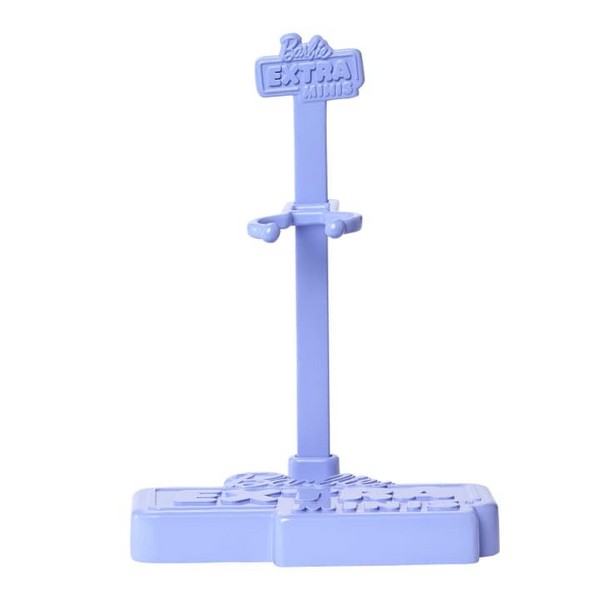 Barbie Extravagáns Mini Baba Kék Sapkában