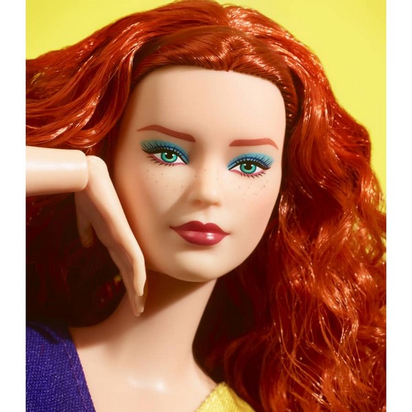 Barbie Neon Kollekció Barbie Piros Szoknyában