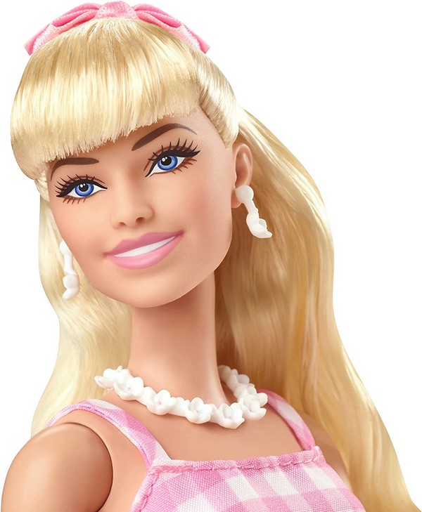 Barbie The Movie - Barbie Rózsaszínkockás Ruhában