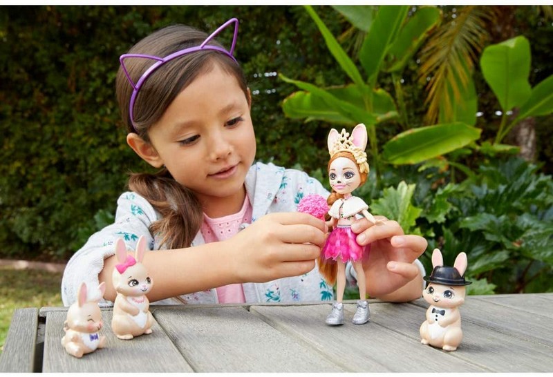 Enchantimals Babák Állatka Családdal Brystal Bunny