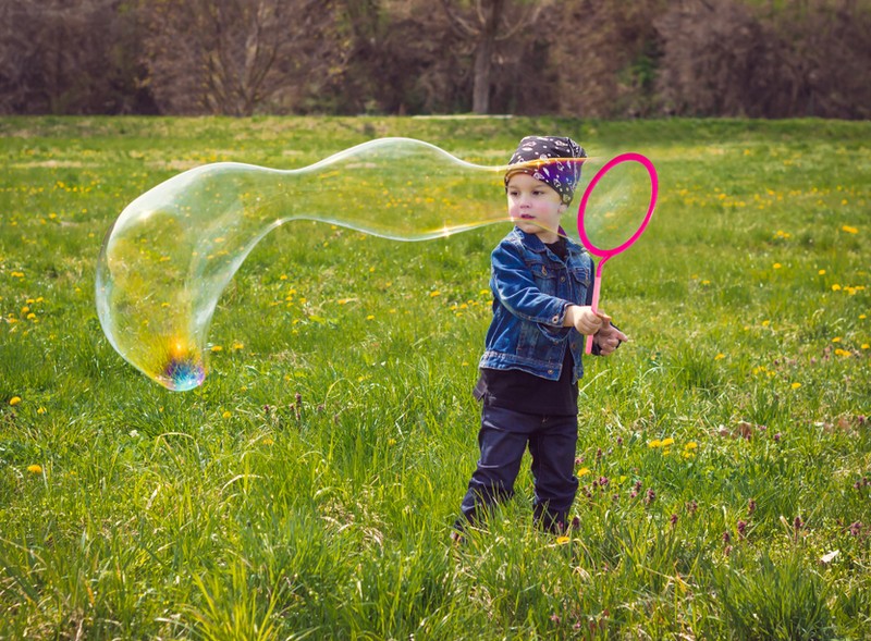 FruBlu Karika Buborékfújó Szett + 0,4 liter folyadék