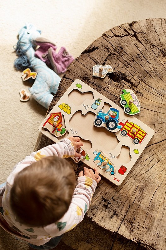 Goki Fa Fogantyús puzzle cserélhető pótkocsikkal