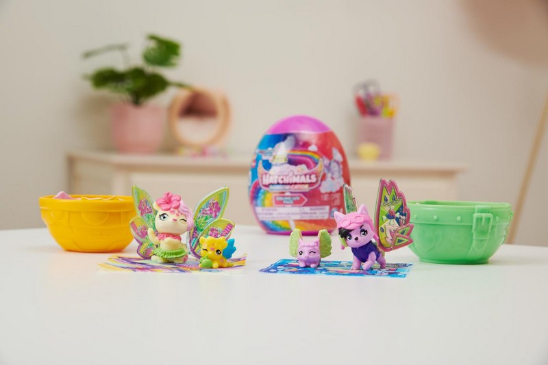 Hatchimals Gyűjthető Tojás Szivárvány család Meglepetés tojás