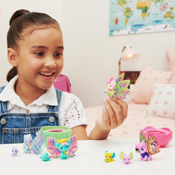 Hatchimals Gyűjthető Tojás Szivárvány család Meglepetés tojás