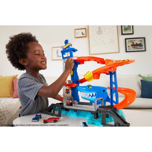 Hot Wheels Cápaveszély Az Óceáni Őrtoronyban