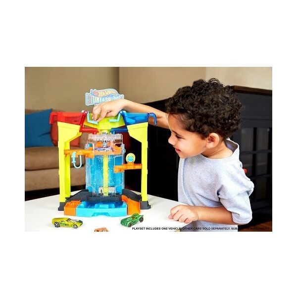 Hot Wheels Kaszkadőr Autómosó Autózuhannyal