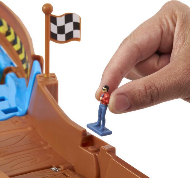 Hot Wheels Monster Trucks Hegyi Szlalom Versenypálya