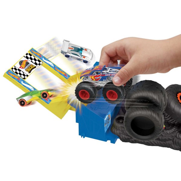 Hot Wheels Monster Trucks Live Aréna Elődöntő Smash Race