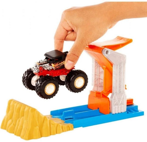 Hot Wheels Monster Trucks Pálya Szett Launch &amp; Bash