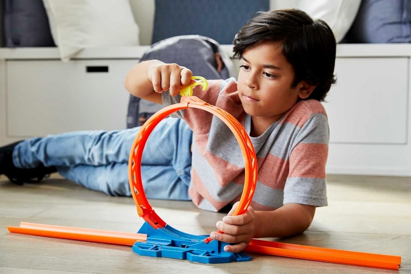 Hot Wheels Track Builder Egyenes Pályacsomag Kisautóval