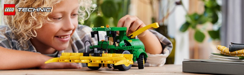 LEGO Technic 42168 John Deere 9700 Forage Harvester