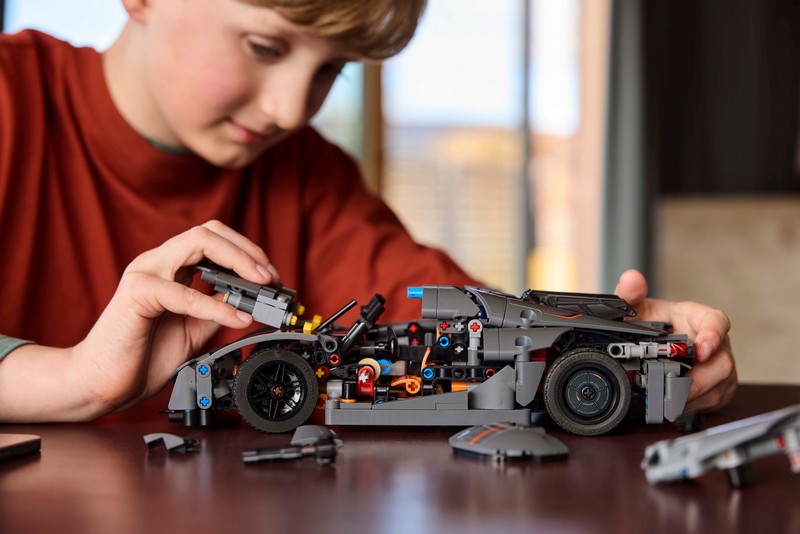 LEGO Technic 42173 Koenigsegg Jesko Absolut Szürke Hiperautó