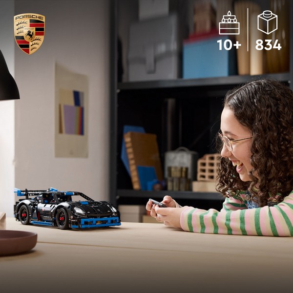 LEGO Technic 42176 Porsche Gt4 E-Performance Versenyautó