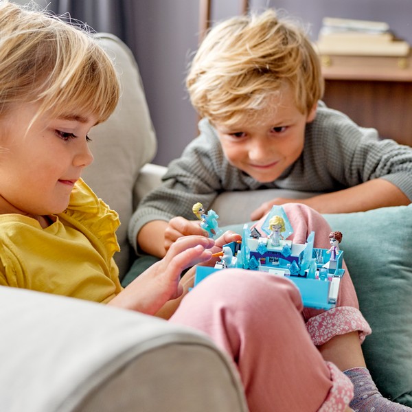 LEGO Disney 43189 Elza és a Nokk mesekönyve