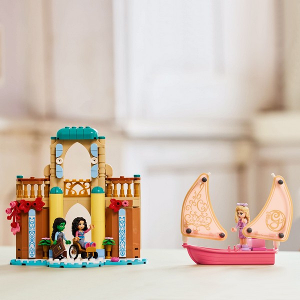LEGO Wicked 75681 Glinda, Elphaba és Nessarose a Shiz Egyetemen