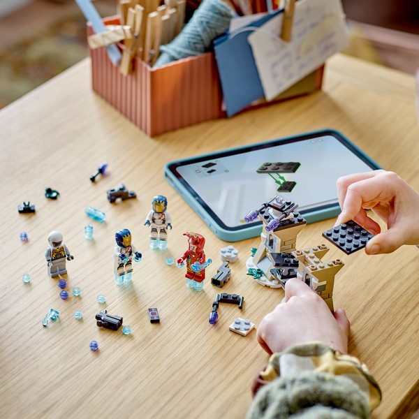 LEGO Super Heroes 76288 Vasember És A Vaslégió Vs. Hydra-Katona
