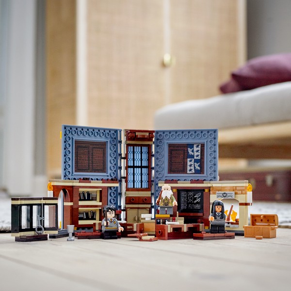 LEGO Harry Potter  76385 Harry Potter Roxfort™ pillanatai: Bűbájtan óra
