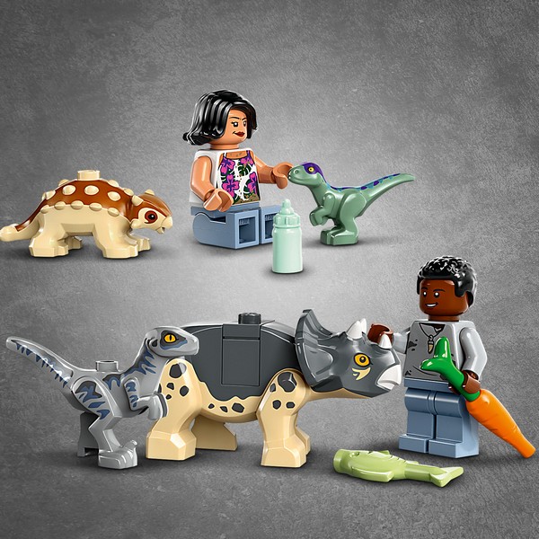 LEGO Jurassic World 76963 Kis Dínók Mentőközpont