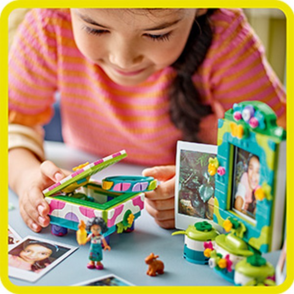 LEGO Disney 43239 Mirabel Képkerete És Ékszerdoboza