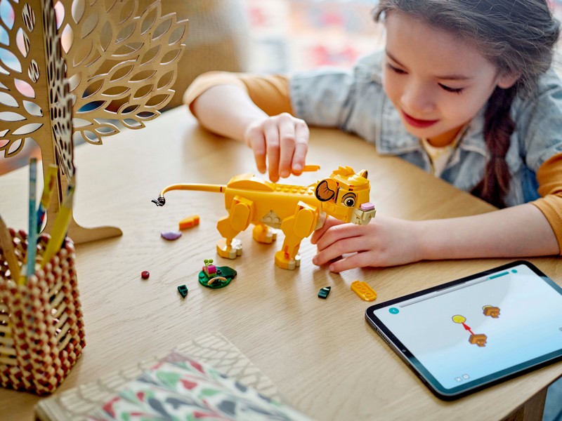 LEGO Disney 43243 Simba, a kis oroszlánkirály