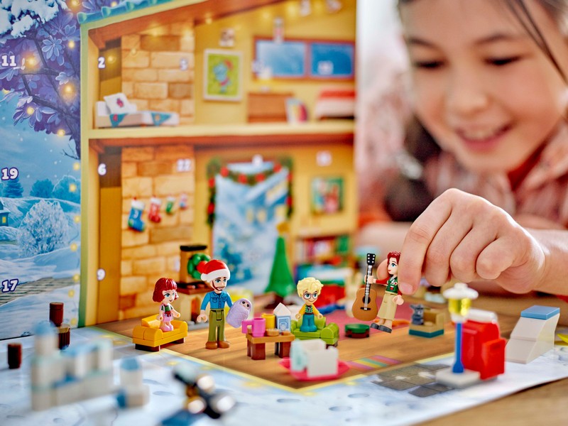 LEGO Friends 42637 Adventi Naptár 2024