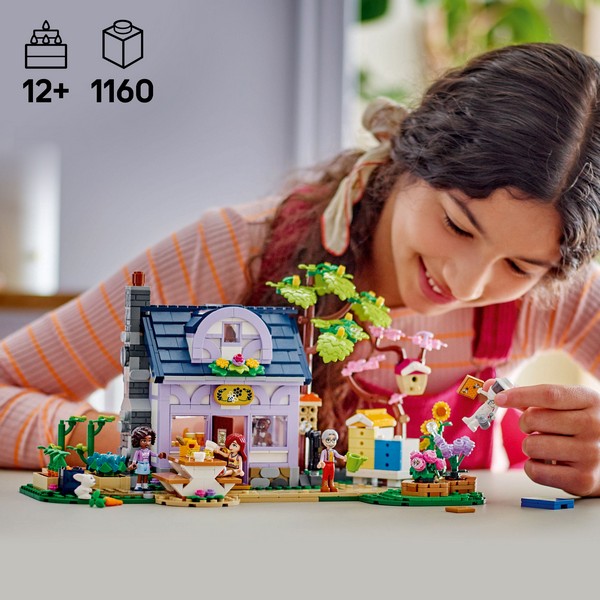 LEGO Friends 42669 Méhészek Háza És Virágoskert