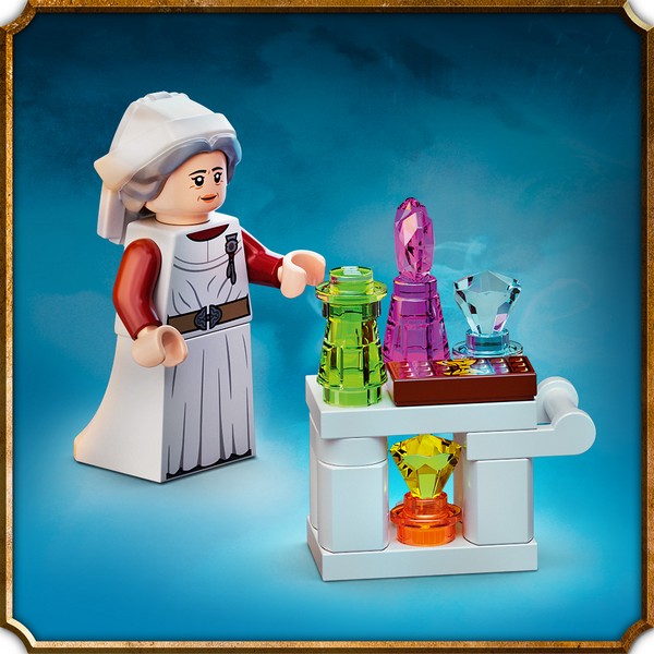 LEGO Harry Potter 76398 Roxfort™-i gyengélkedő
