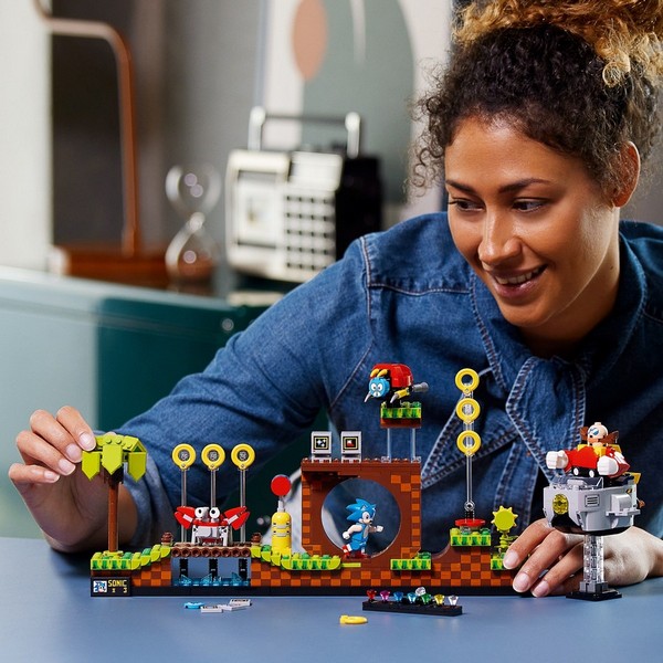 LEGO Ideas 21331 Sonic the Hodgehog - Green Hill Zone