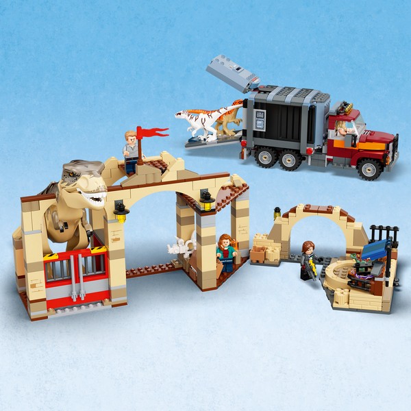 LEGO Jurassic World 76948 T-Rex és Atrociraptor dinoszaurusz szökése
