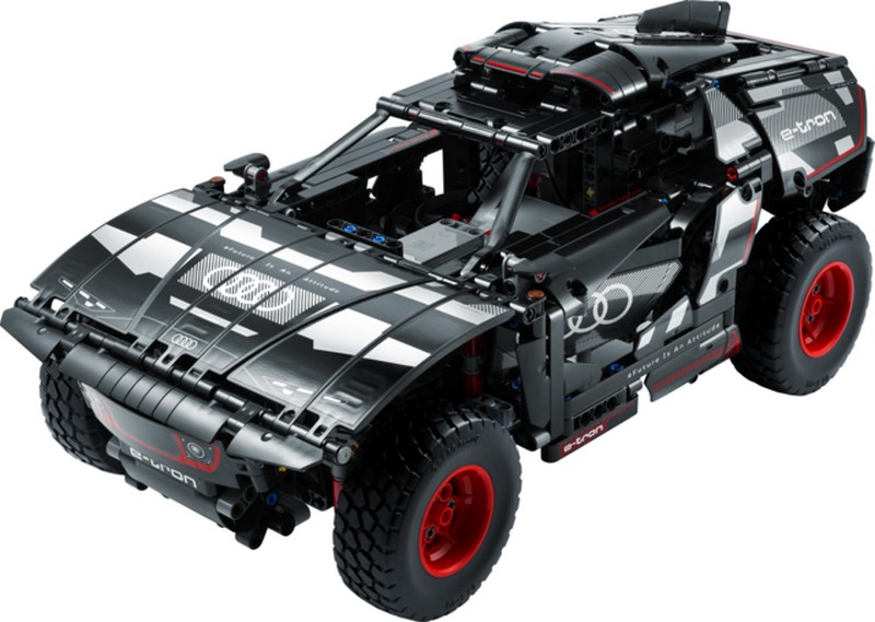 LEGO Technic 42160 Audi RS Q e-tron