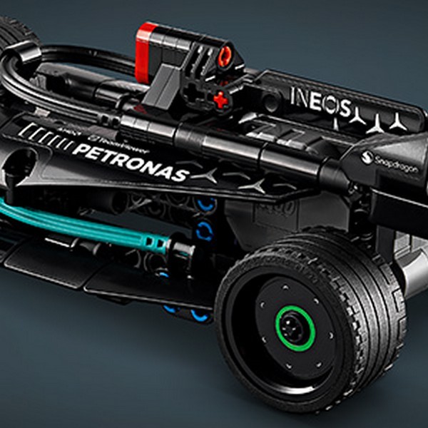 LEGO Technic 42165 Mercedes-Amg F1 W14 E Performance Pull-Back