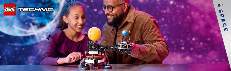 LEGO Technic 42179 A Föld És A Körülötte Keringő Hold