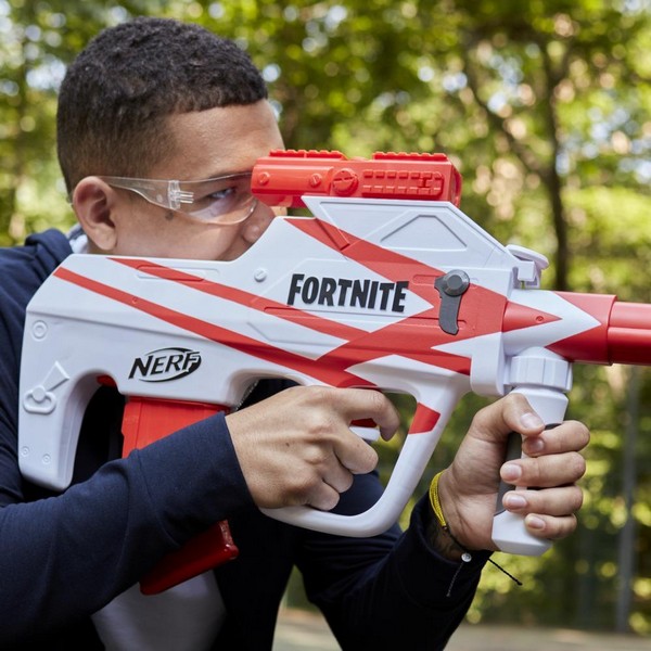 Nerf Fortnite B-AR Motoros Szivacslövő fegyver