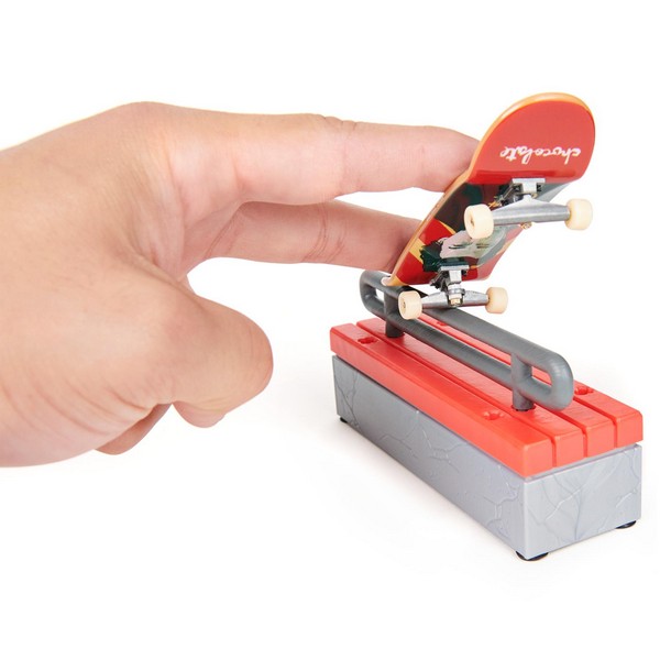 Tech Deck Versus Series 2 db-os Chocolate Jordan Vs James