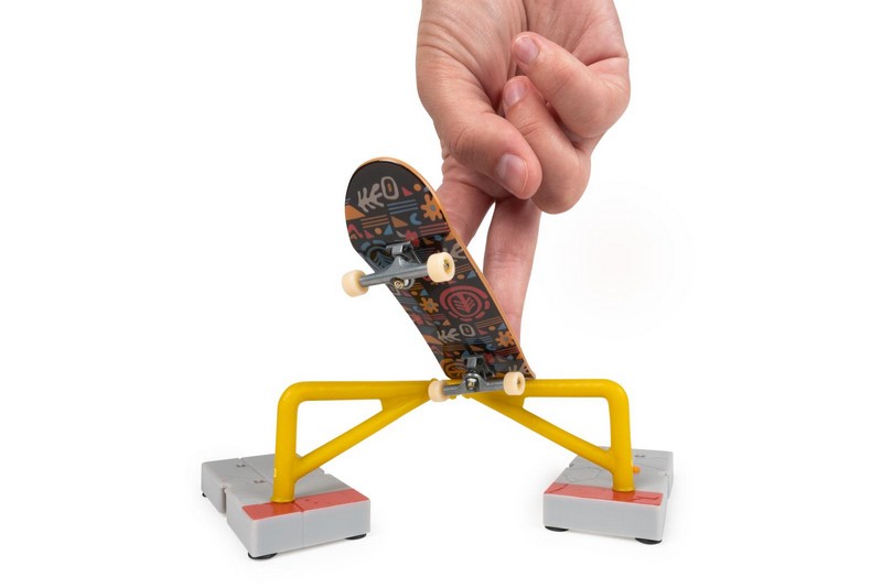 Tech Deck Versus Series 2 db-os Element